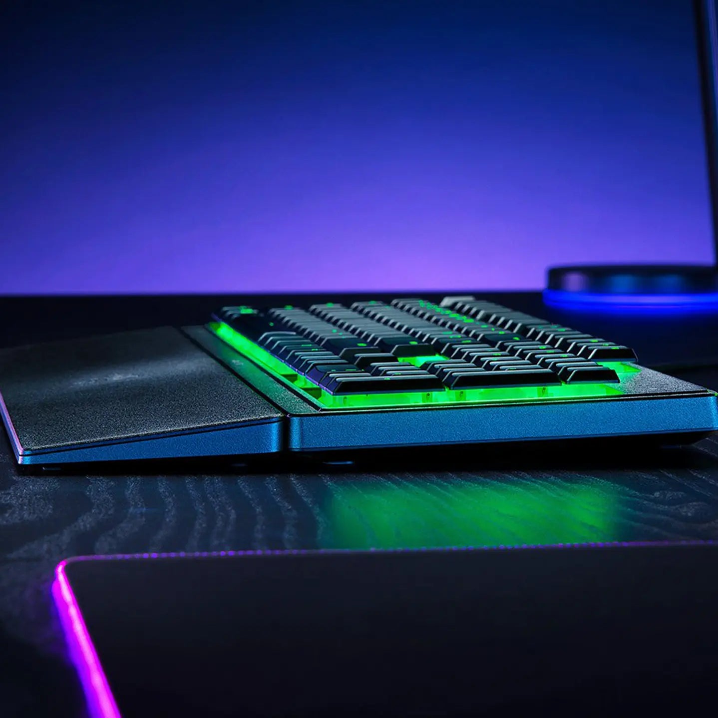 Teclado Gamer Razer Ornata V3 X Low Profile Gaming Keyboard